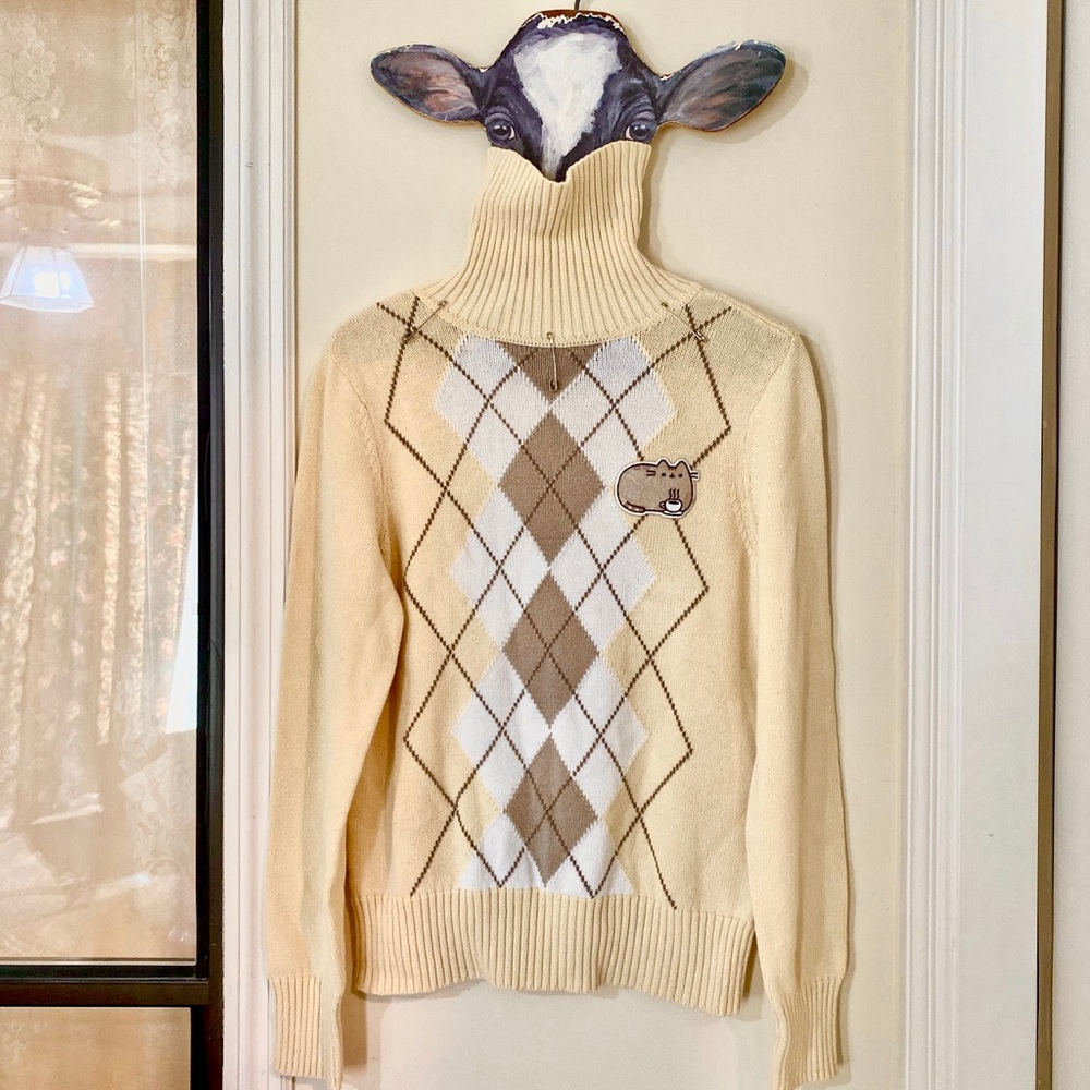 Pusheen Sweater ☕️